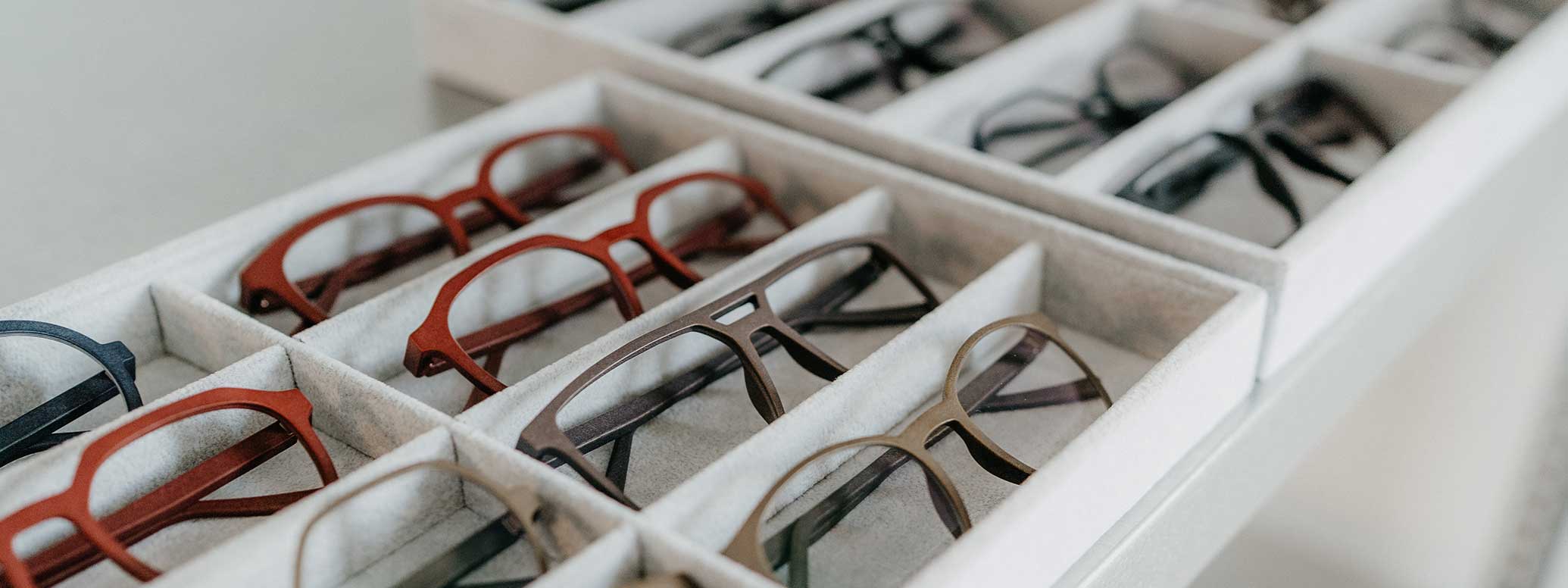 Inkoferer: LABERTAL EYEWEAR –  Brillen