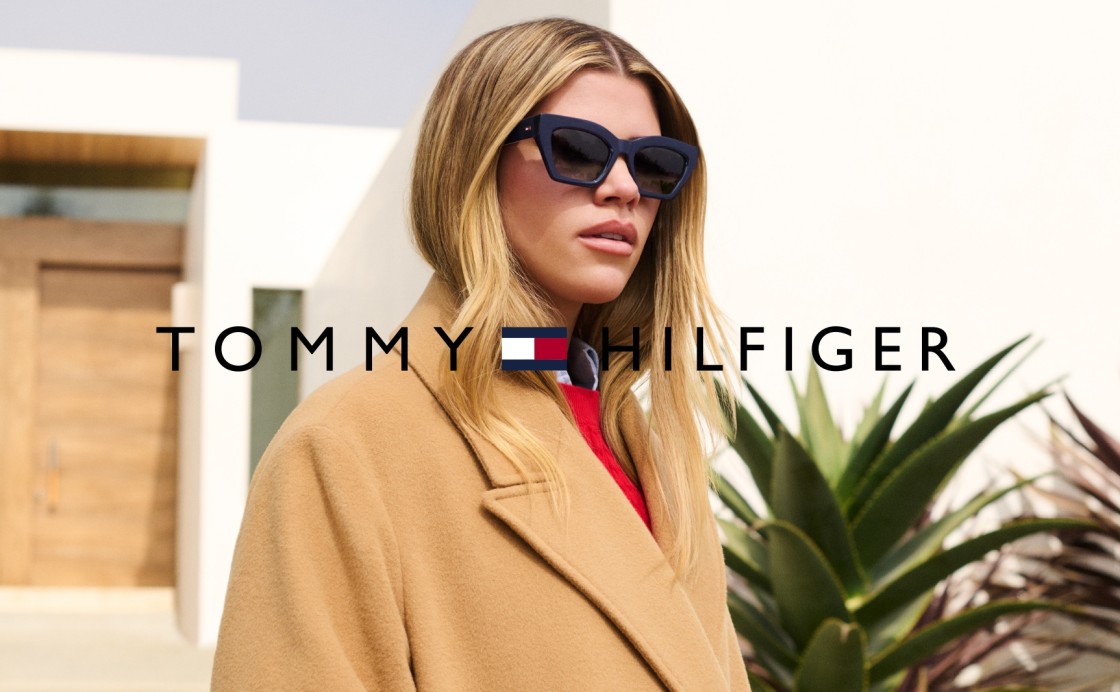 Tommy Hilfiger: Frau mit Sonnenbrille